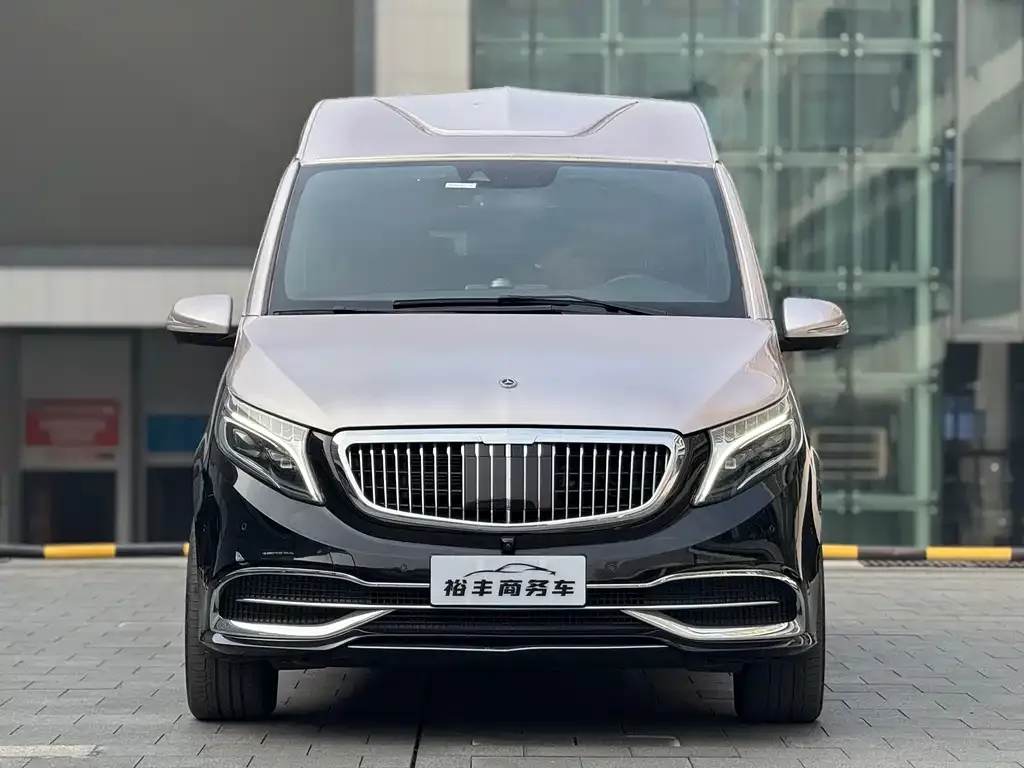 Mercedes-Benz V-Class — фото 2