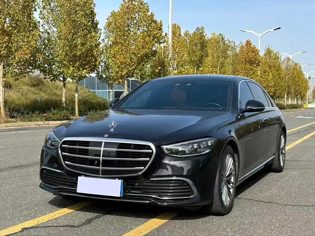 Mercedes-Benz S-Class — фото 1