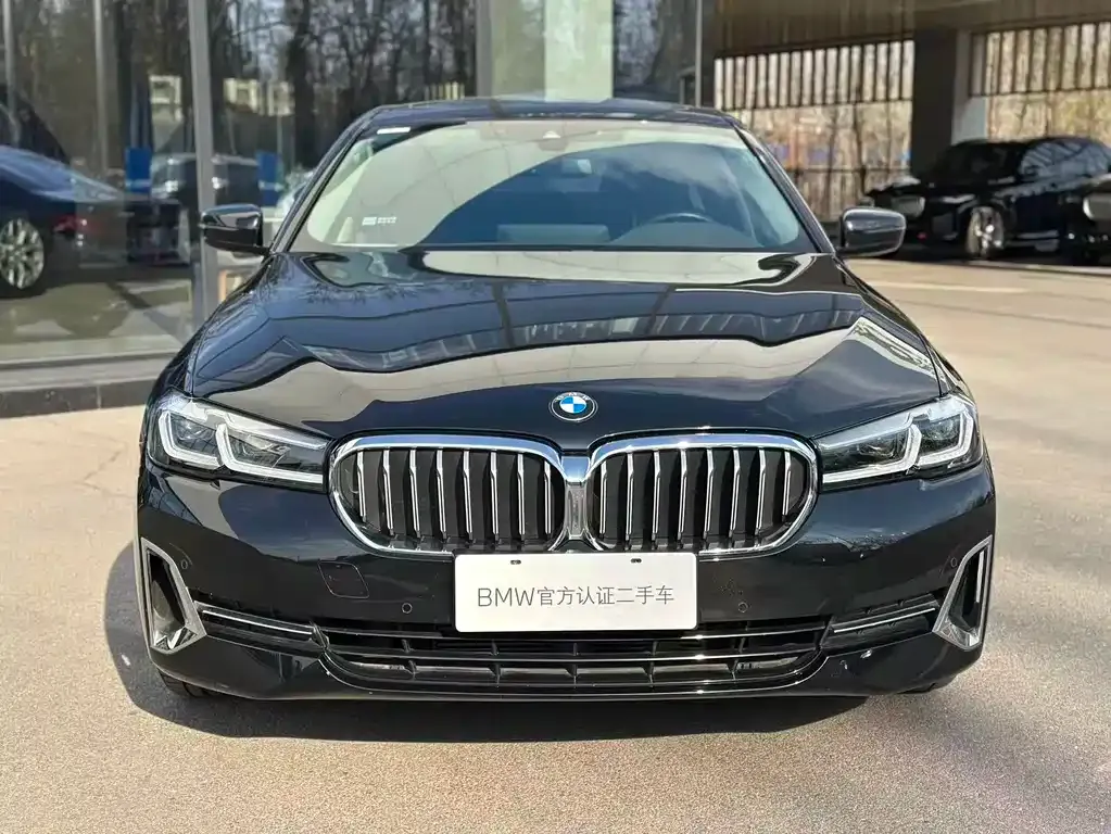 BMW 5 Series — фото 2