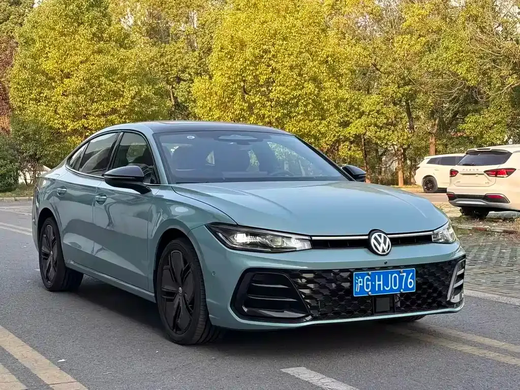 Volkswagen Passat — фото 3