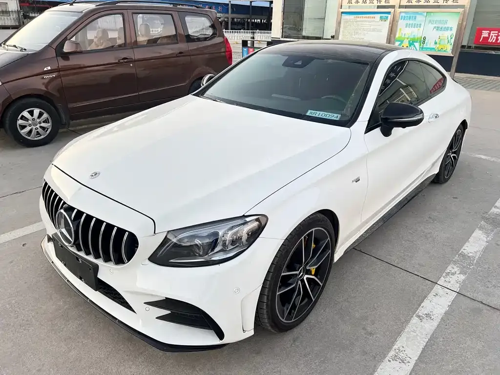 Mercedes-Benz C-Class AMG — фото 1