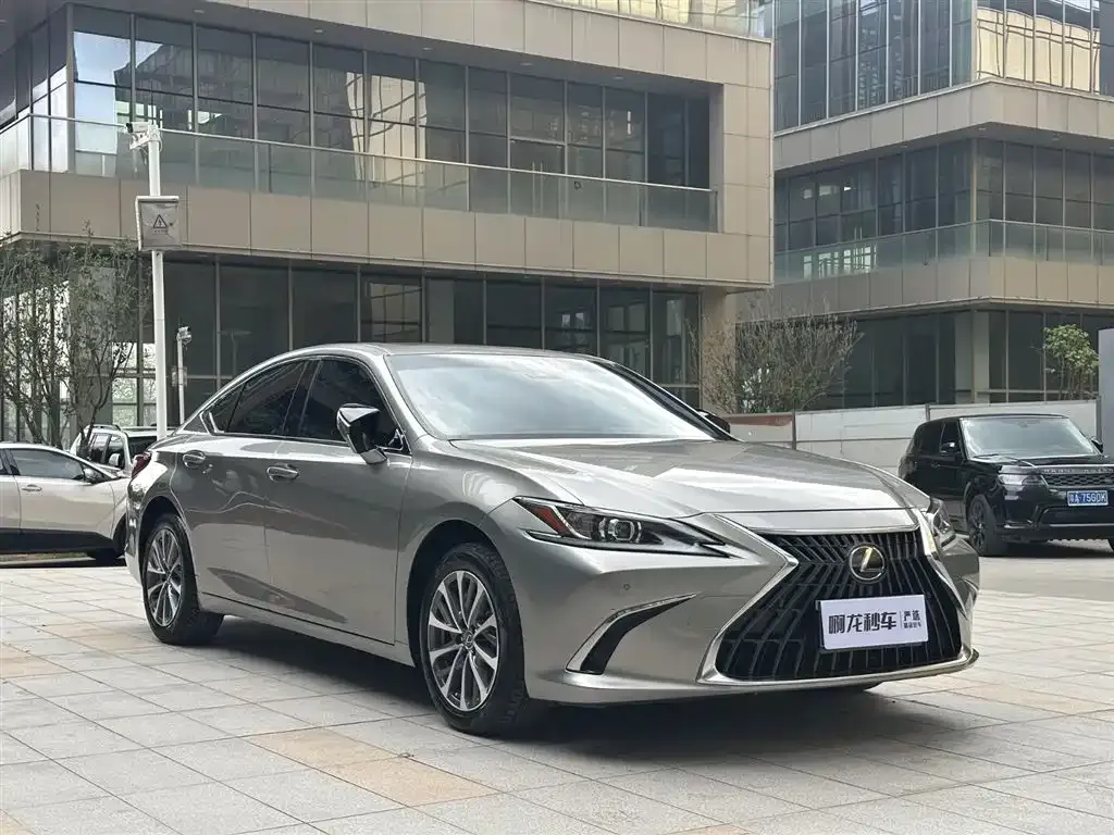 Lexus ES — фото 4