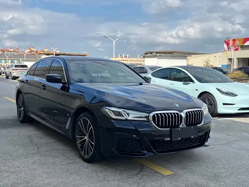 BMW 5 Series — фото 3