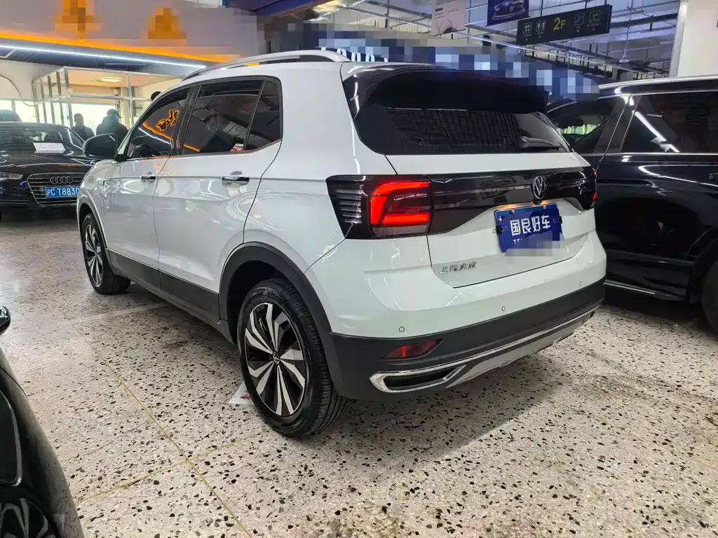 Volkswagen T-Cross — фото 4