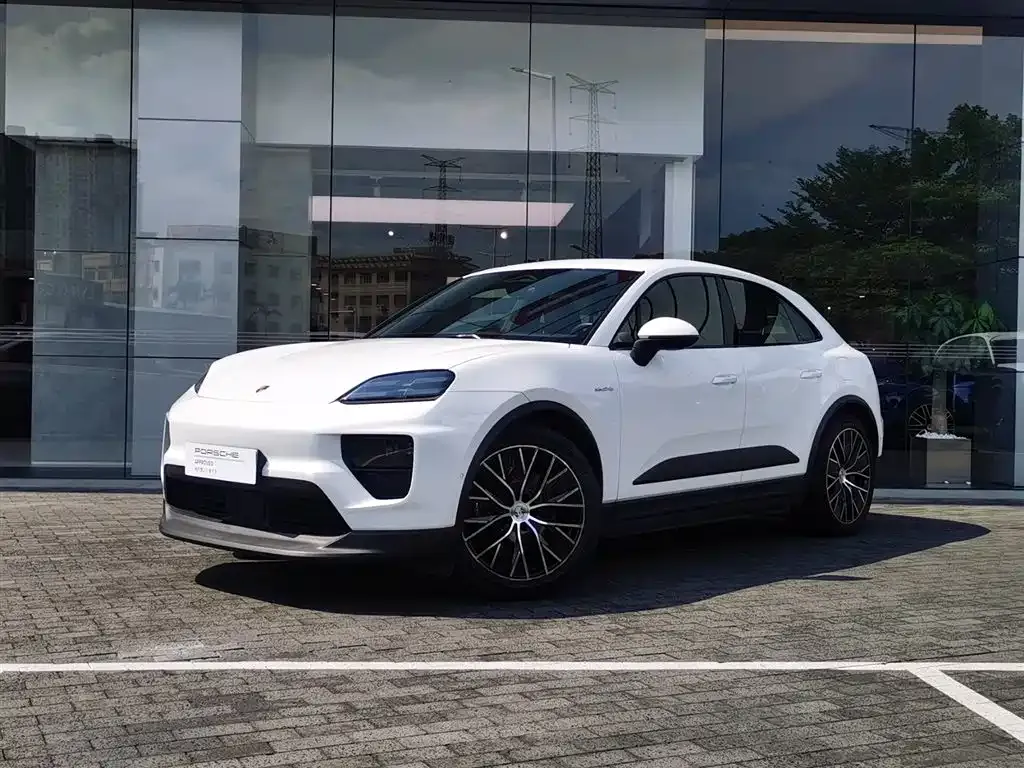 Porsche Macan EV — фото 1