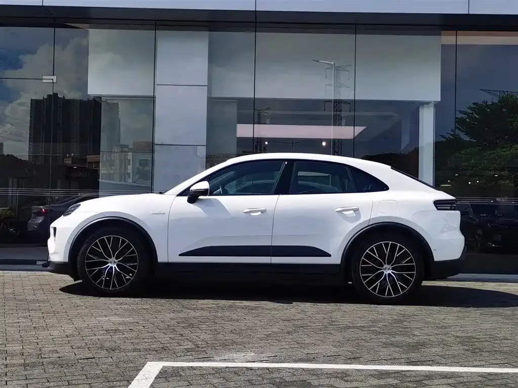 Porsche Macan EV — фото 2