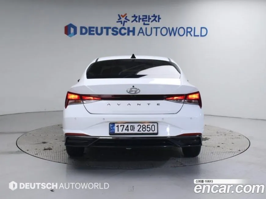 Hyundai AVANTE — фото 4