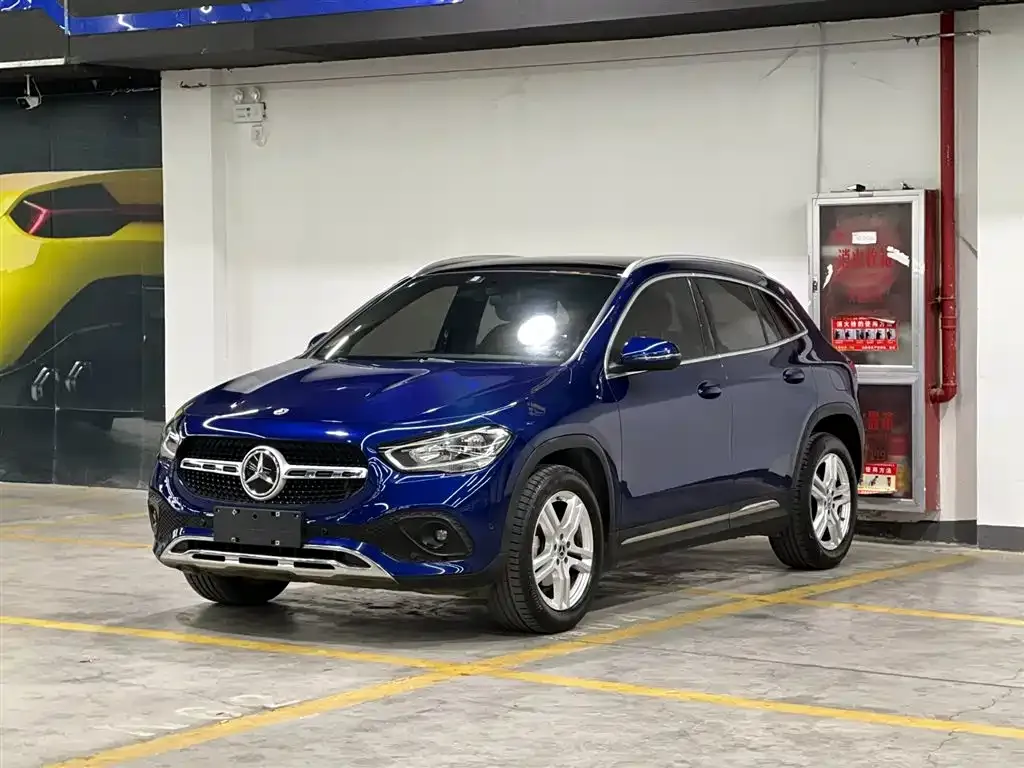 Mercedes-Benz GLA — фото 1