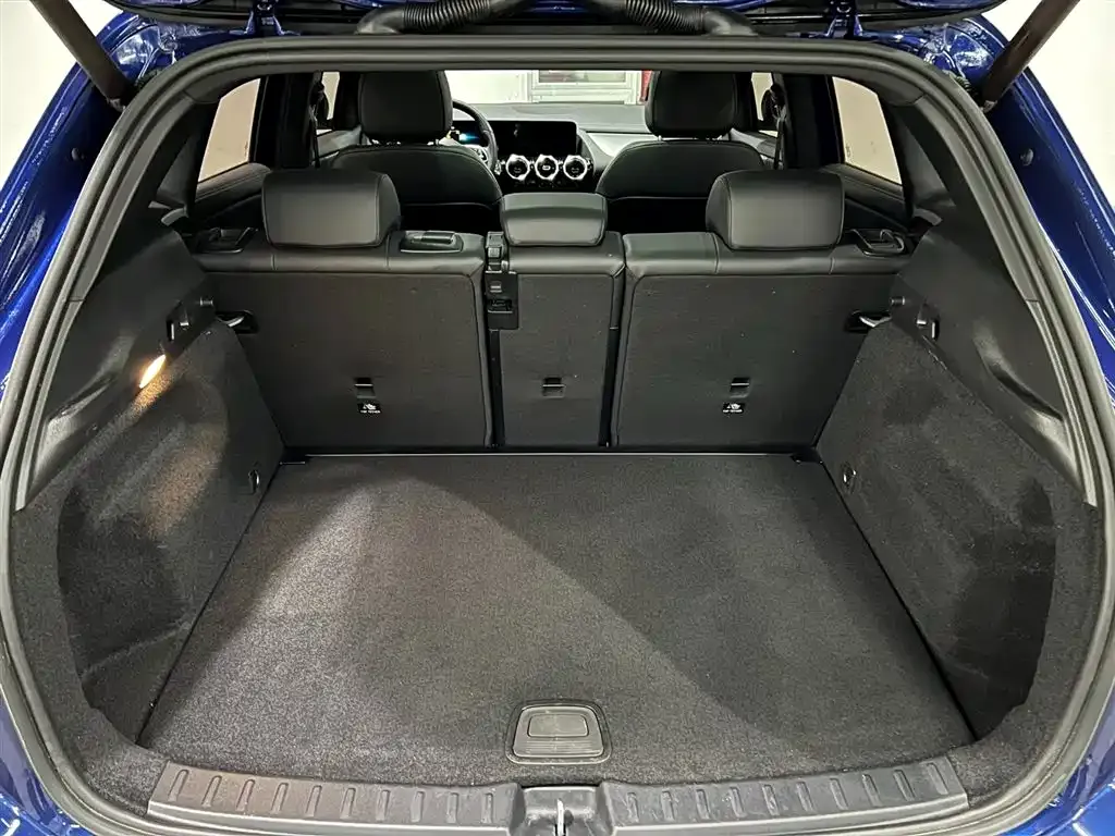Mercedes-Benz GLA — фото 7