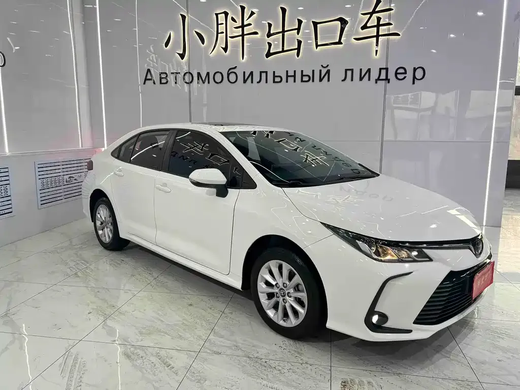 Toyota Corolla — фото 5
