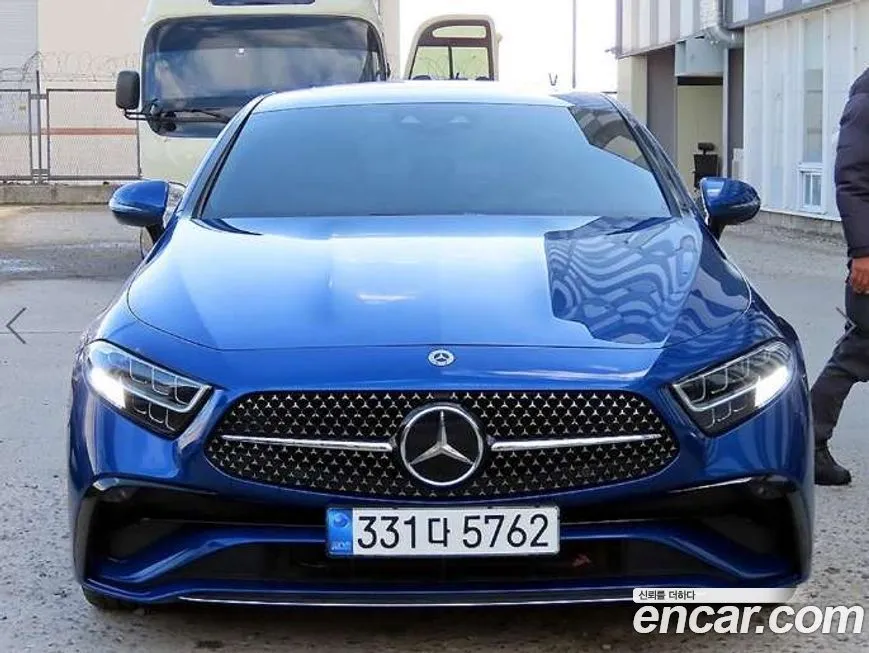 Mercedes-Benz CLS-Class — фото 1