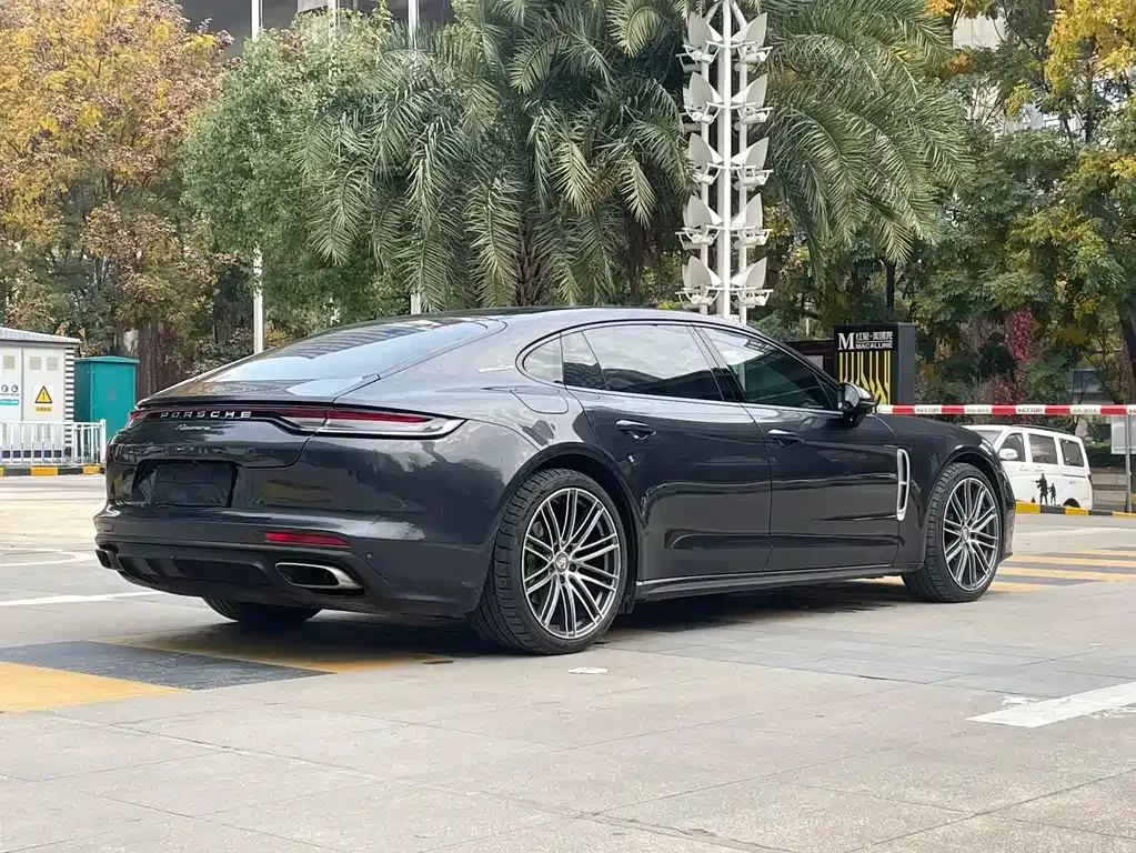Porsche Panamera — фото 7