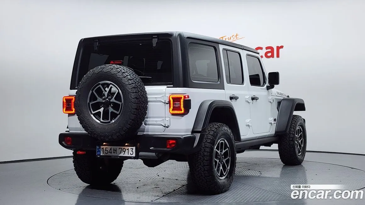 Jeep Wrangler — фото 2