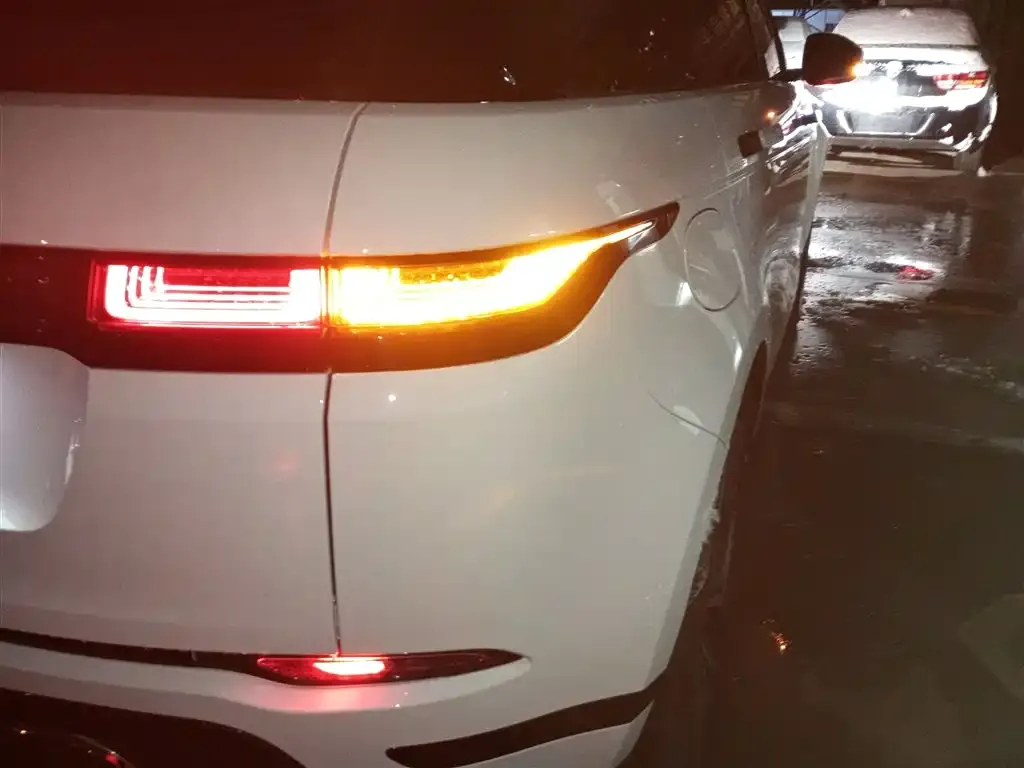 Land Rover Evoque — фото 8