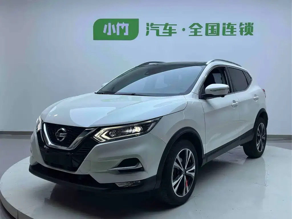 Nissan Qashqai — фото 1