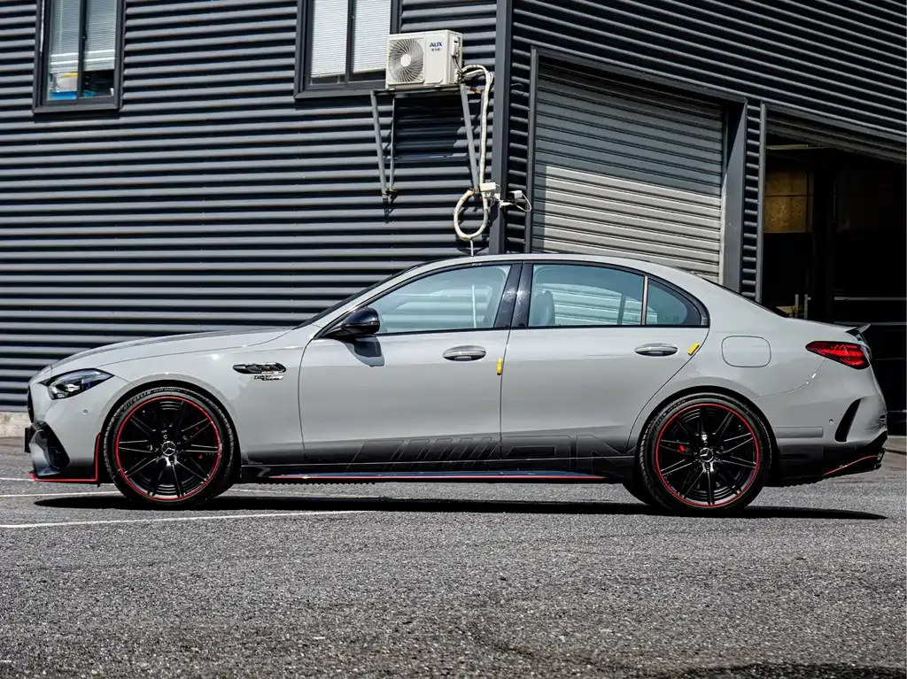 Mercedes-Benz C-Class AMG New Energy — фото 4