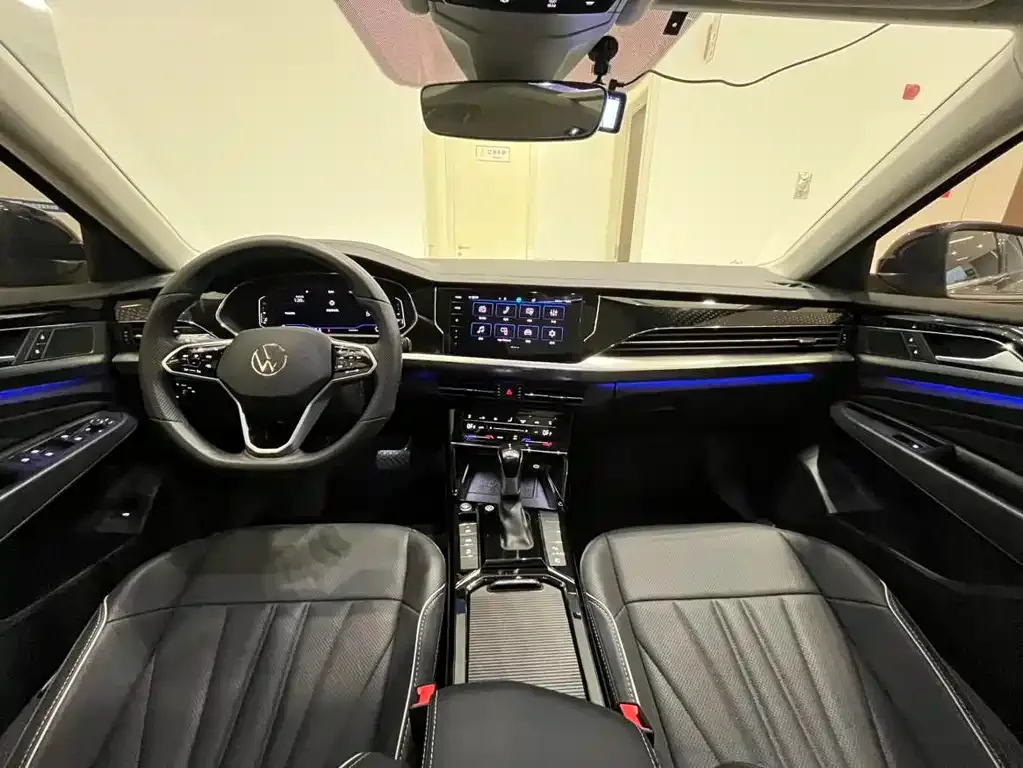 Volkswagen Passat — фото 3