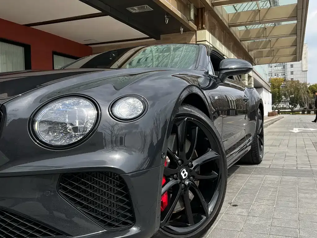 Bentley Continental — фото 7