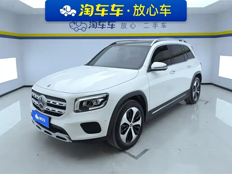 Mercedes-Benz GLB — фото 1