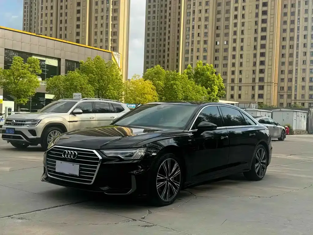 Audi A6L — фото 2