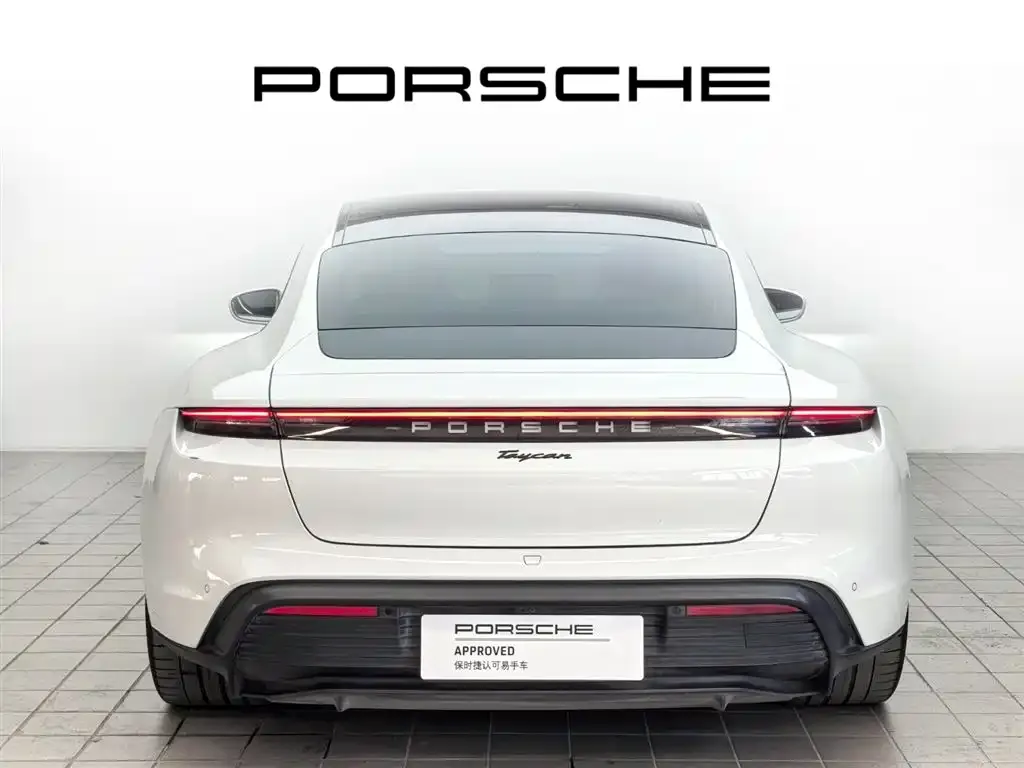 Porsche Taycan — фото 7