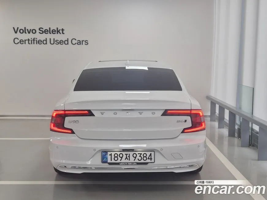 Volvo S90 — фото 4