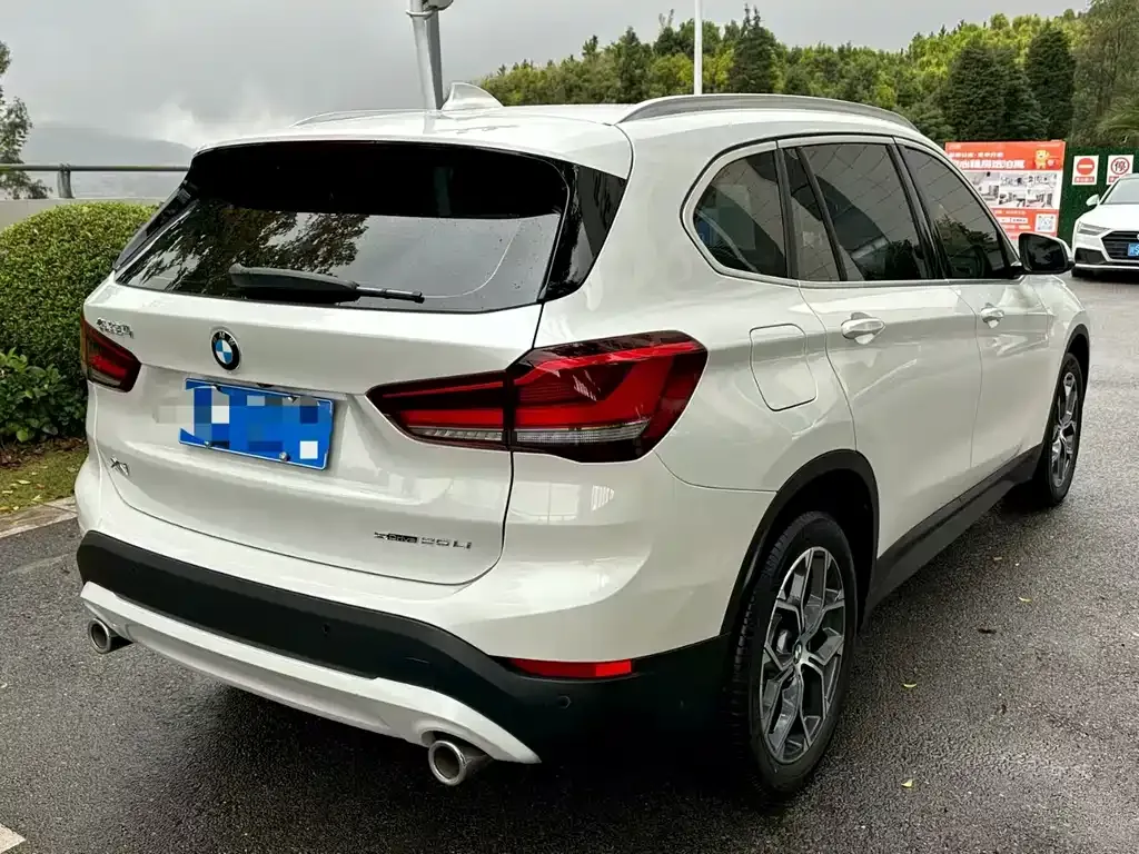 BMW X1 — фото 6