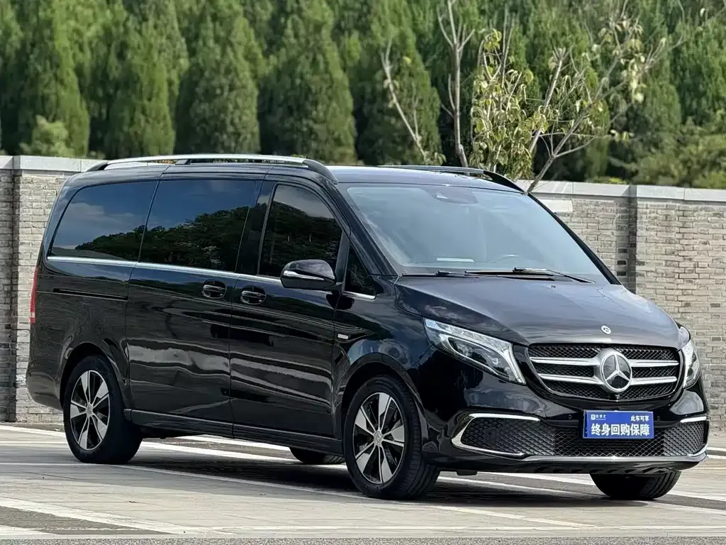 Mercedes-Benz V-Class — фото 2