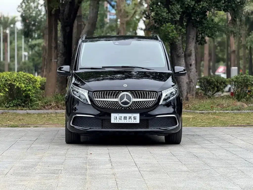 Mercedes-Benz V-Class — фото 2