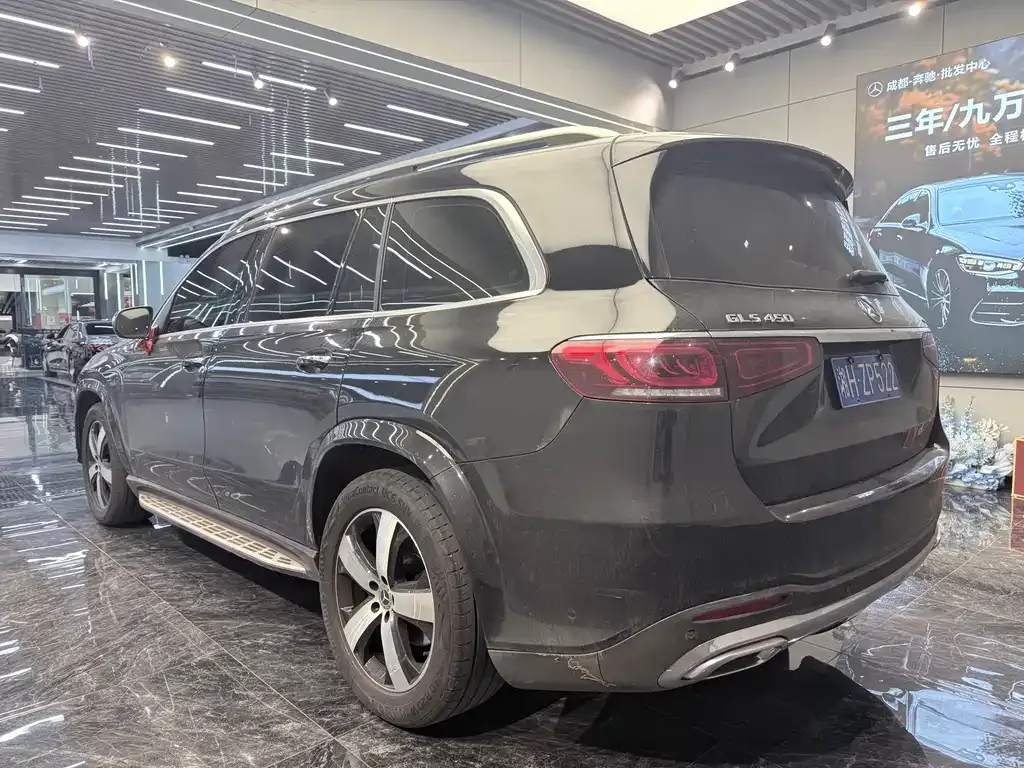 Mercedes-Benz GLS — фото 9