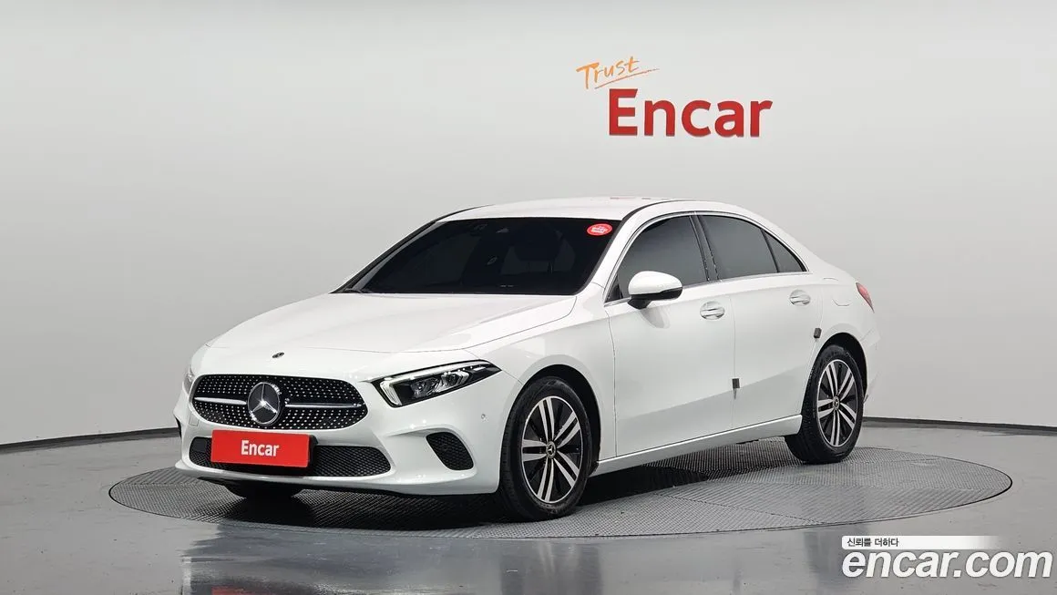 Mercedes-Benz A-Class — фото 1