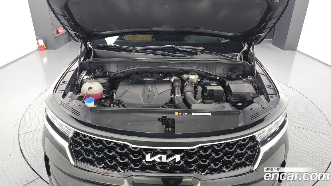 Kia Sorento — фото 6