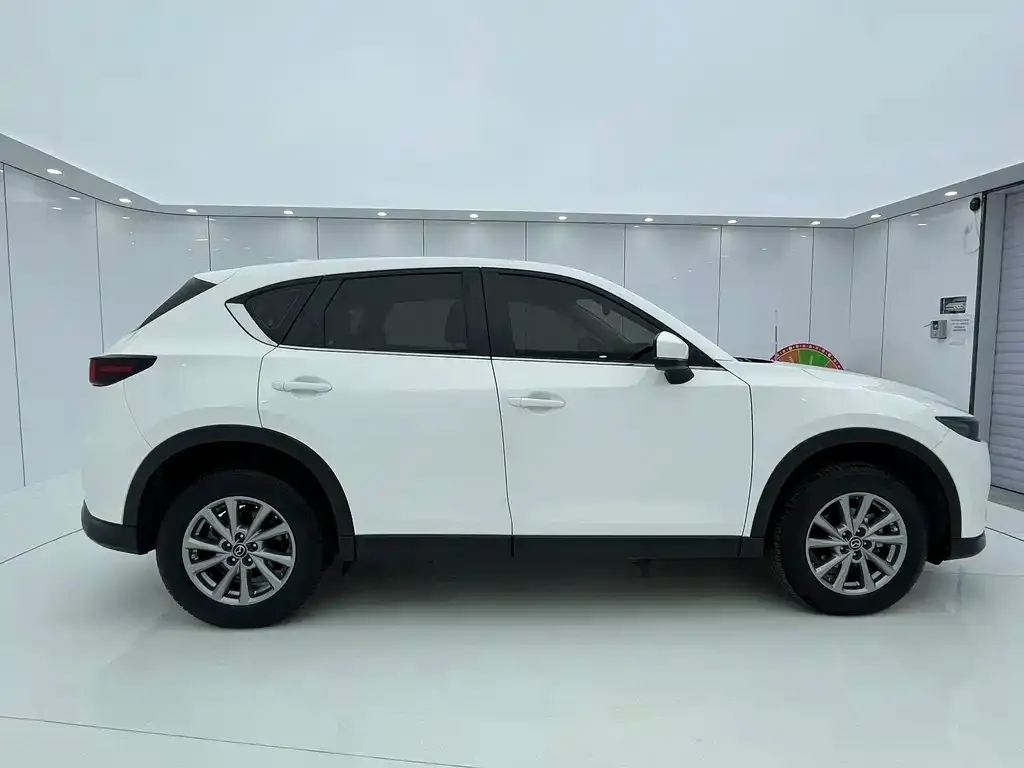 Mazda CX-5 — фото 10