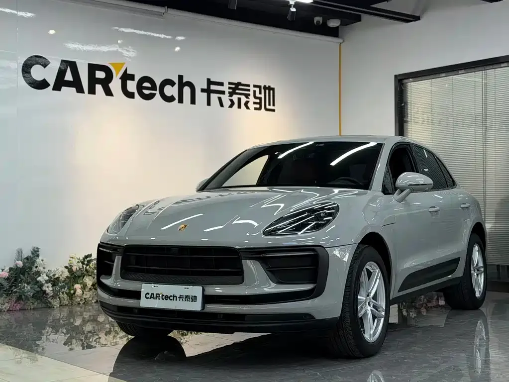 Porsche Macan — фото 1