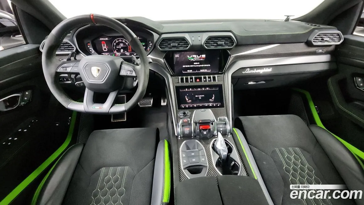 Lamborghini Urus — фото 7