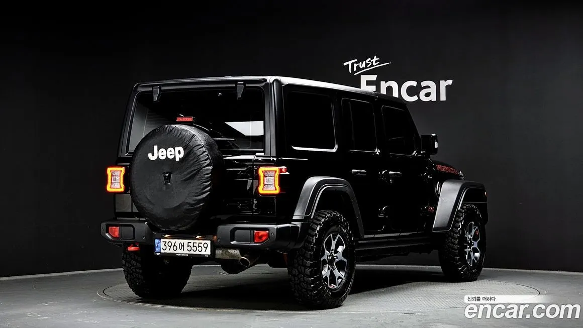 Jeep Wrangler — фото 2