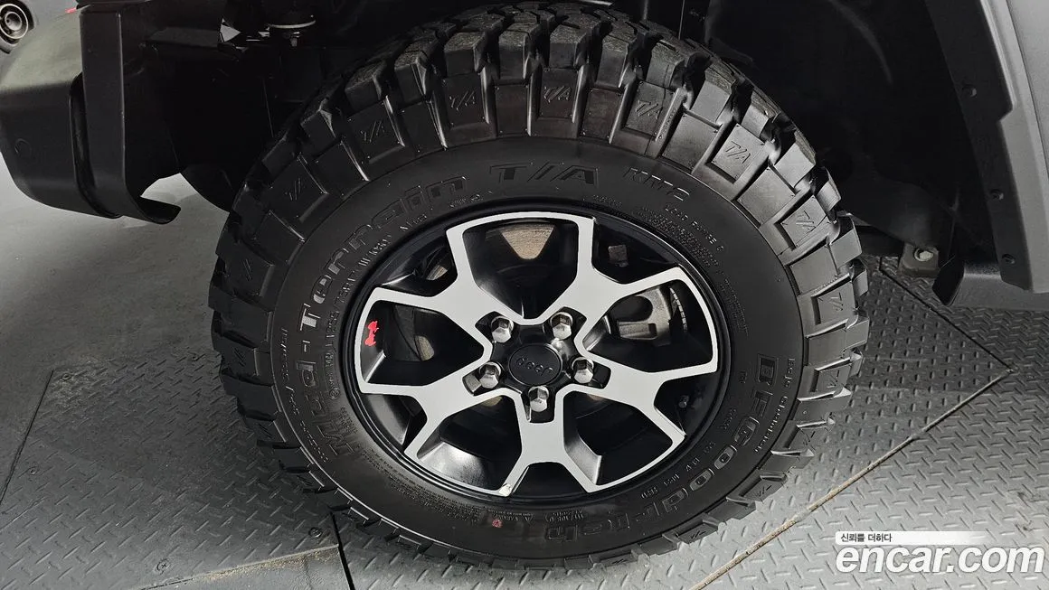 Jeep Wrangler — фото 5