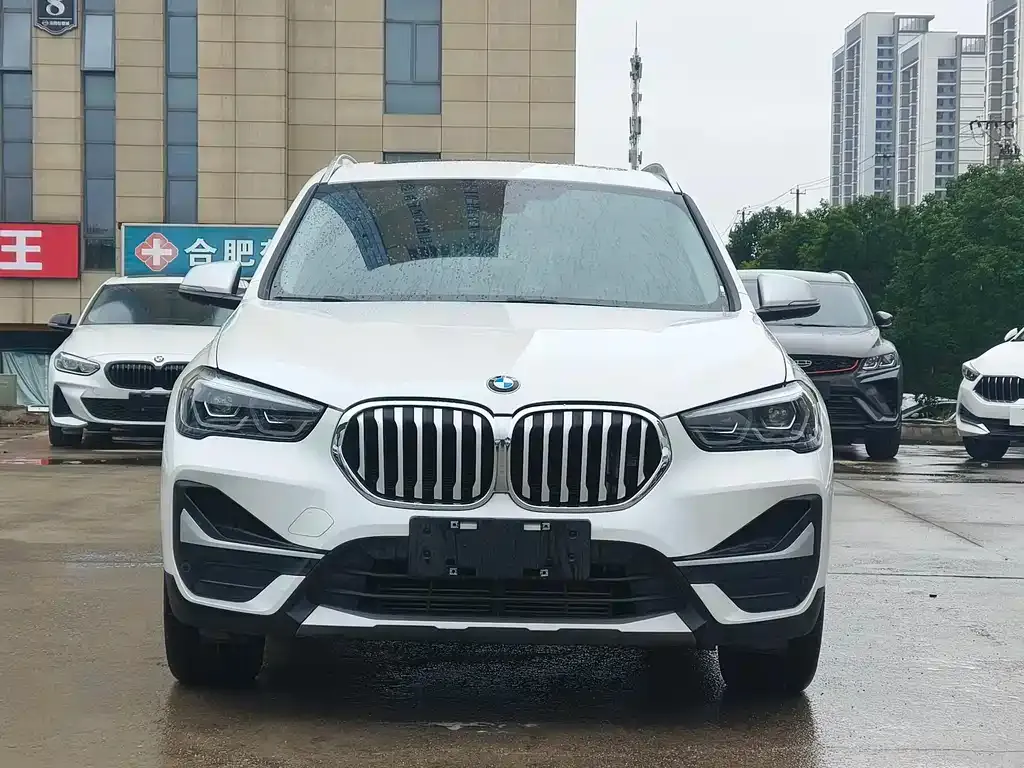 BMW X1 — фото 2