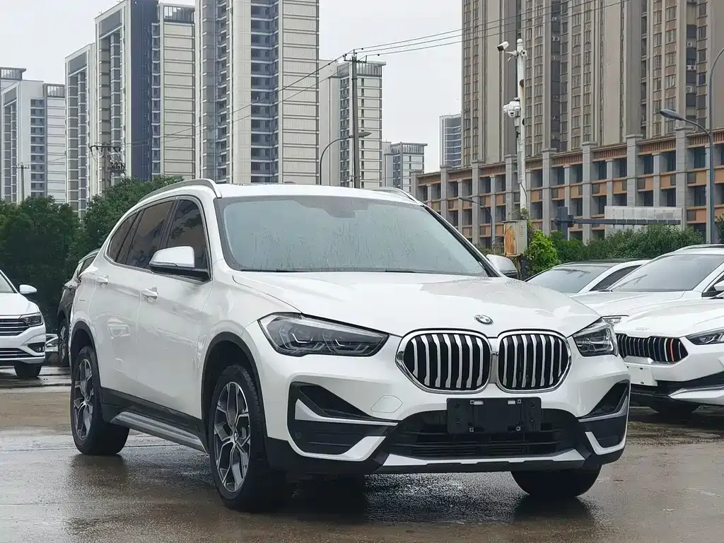 BMW X1 — фото 3