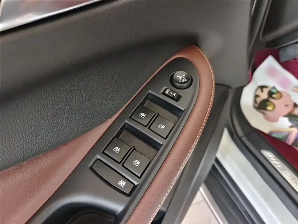 Buick Envision Plus — фото 10