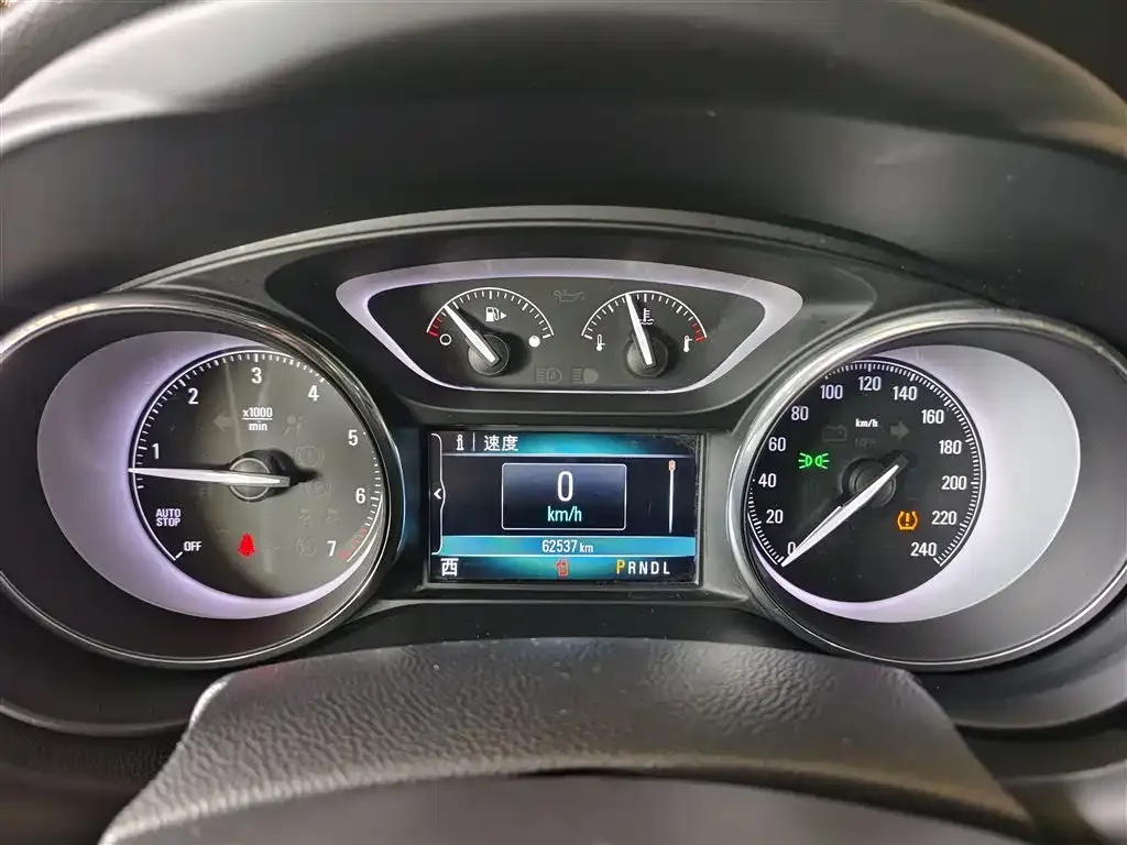Buick Envision Plus — фото 4