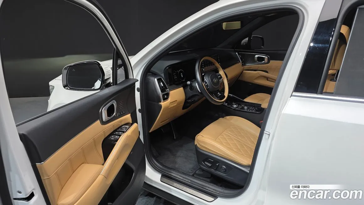 Kia Sorento — фото 10