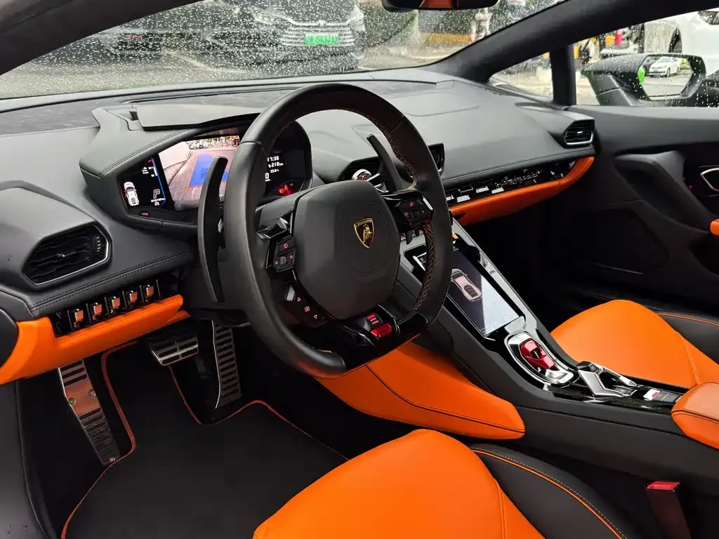 Lamborghini Huracan — фото 10