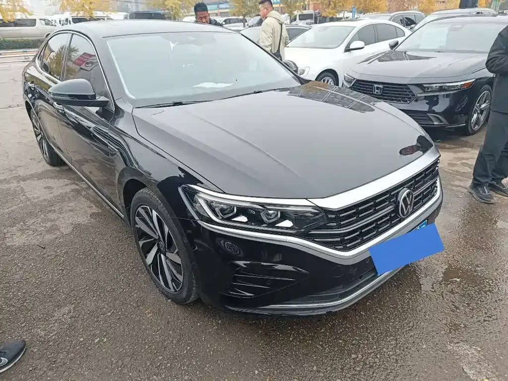 Volkswagen Passat — фото 3