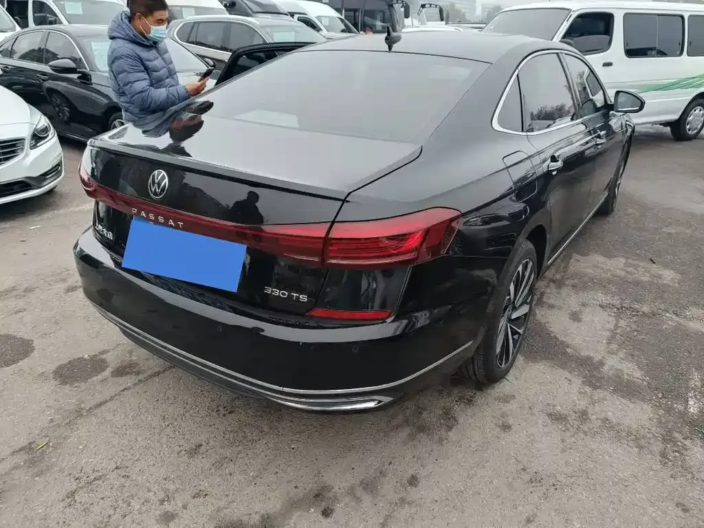 Volkswagen Passat — фото 5
