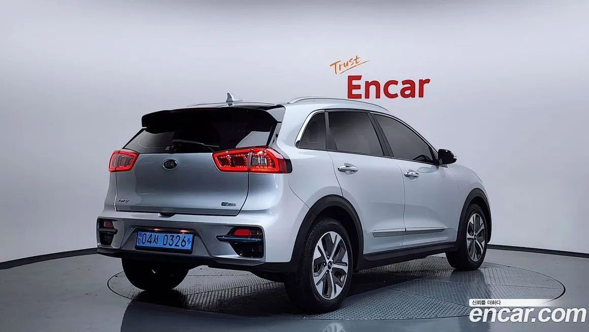 Kia Niro — фото 2