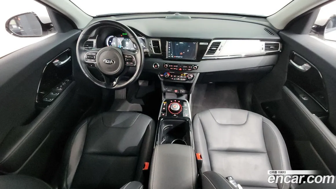 Kia Niro — фото 7
