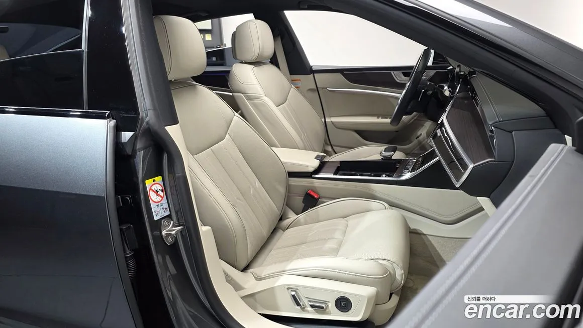 Audi A7 — фото 10