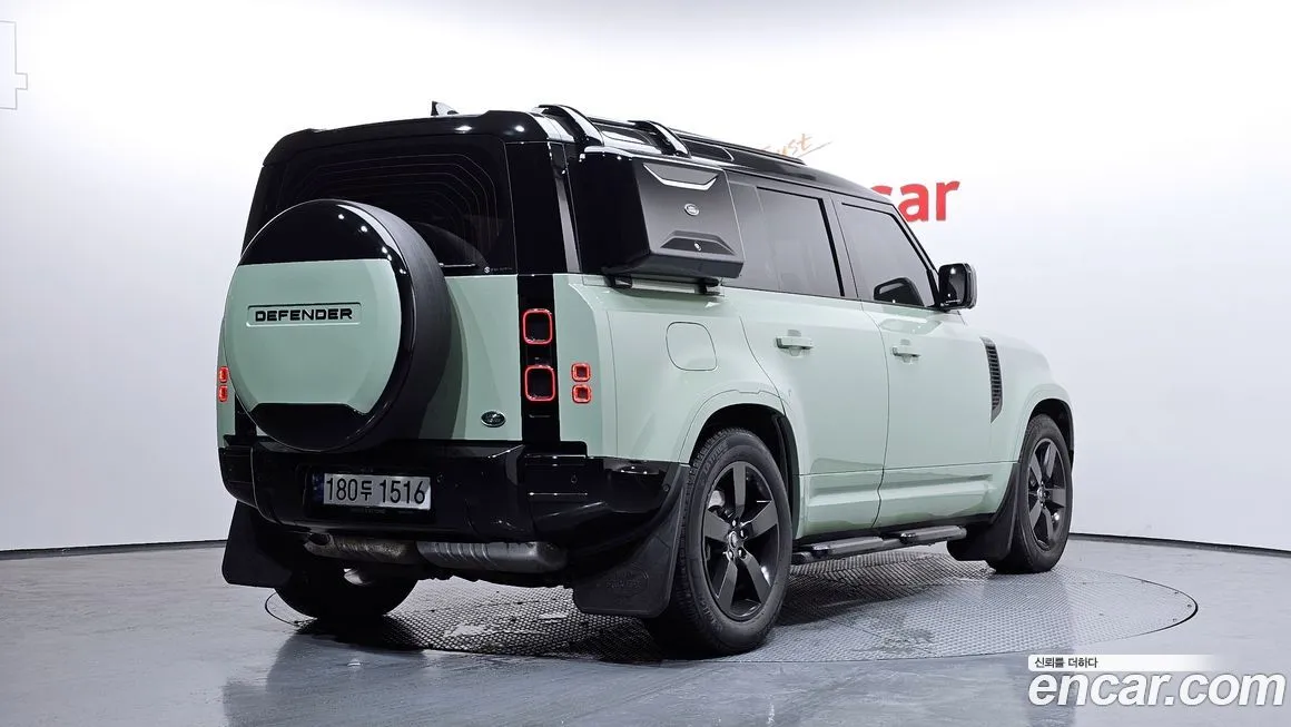 Land Rover Defender — фото 2