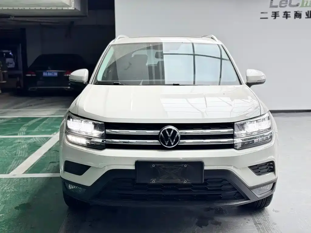 Volkswagen Tharu — фото 2